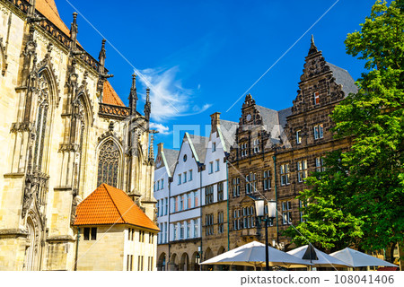 Architecture of the old town of Munster, North Rhine-Westphalia, Germany 108041406