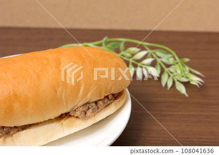bread, teriyaki, bread, food, minced meat cutlet bread, breakfast, snack, fried food, western food, bread, teriyaki, bread, food, minced meat cutlet bread, breakfast, snack, fried food, western food, 108041636