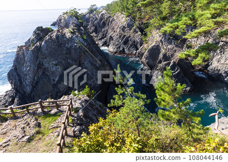 Goishi Coast, Rabaya Valley with sheer cliffs 108044146