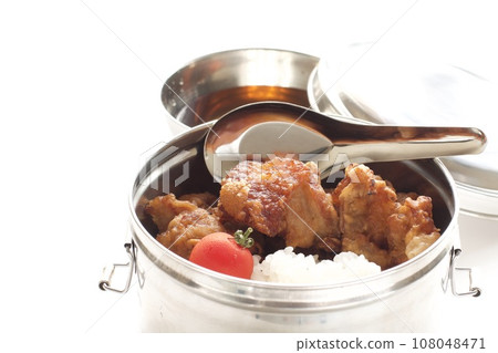 Fried rice in a stainless steel lunch box Fried rice in a stainless steel lunch box 108048471