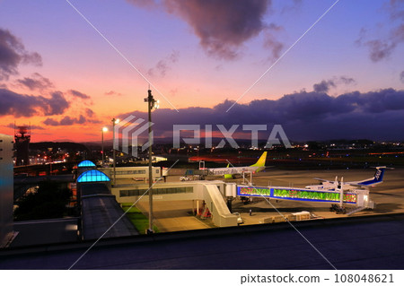 [宮崎縣] 從展望台看到的宮崎機場夜景 108048621