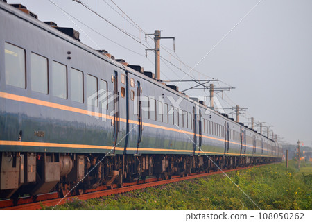 Hamanasu sleeper express running on the Tsugaru Line Hamanasu sleeper express running on the Tsugaru Line 108050262