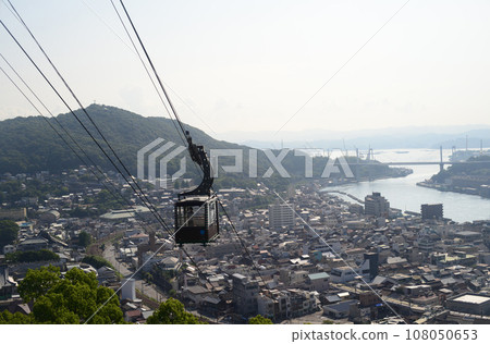 Onomichi Senkoji Mountain Ropeway and Onomichi Cityscape-3 108050653