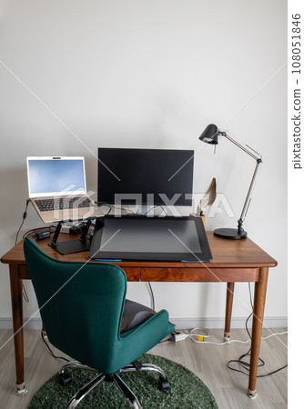cartoonist's desk 108051846