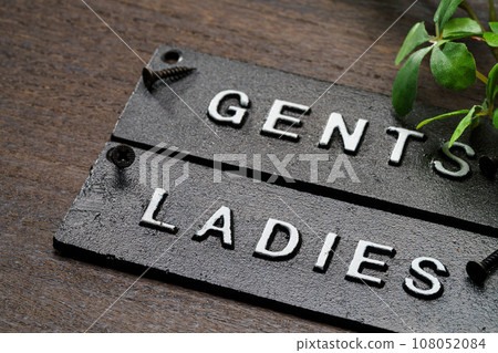 廁所標誌門牌 108052084