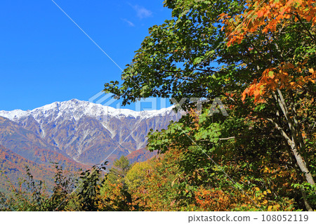 秋天從白馬岩岳避暑山莊看到的北阿爾卑斯山 108052119