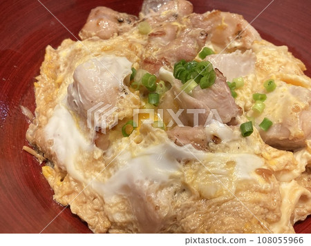 上班族午餐(炭烤雞肉親子丼) 上班族午餐(炭烤雞肉親子丼) 108055966