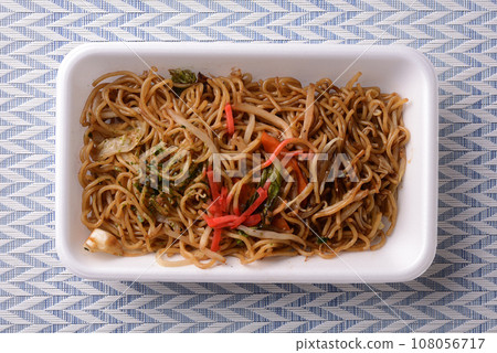 Yakisoba in the delicatessen corner 108056717