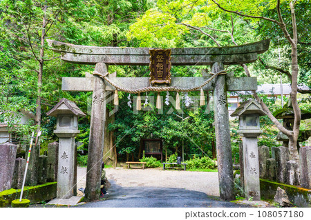 大阪府交野市岩船神社鳥居 大阪府交野市岩船神社鳥居 108057180