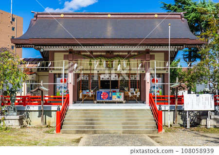 新潟市中央區三和町三社神社參拜殿 108058939