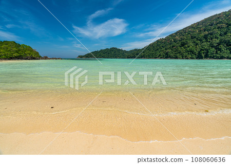 Tranquil Mai Ngam beach in beautiful day, Surin island national park, Phang Nga, Thailand, 108060636