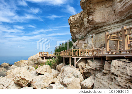 Rock trail in Aktau. 108063625