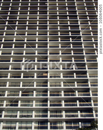 Pattern of Windows on Building 108064005