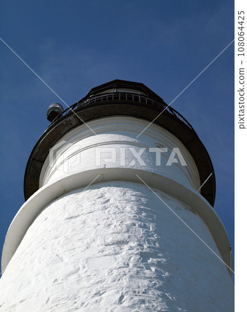 Looking up at lighthouse 108064425