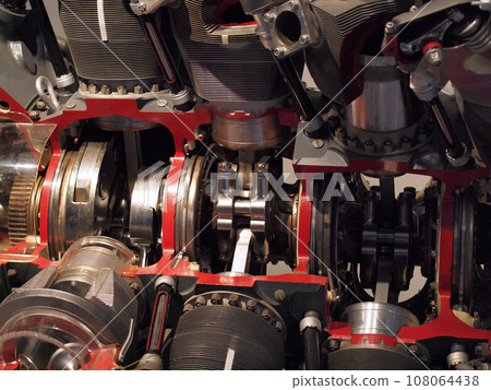 Plane engine pistons firing 108064438