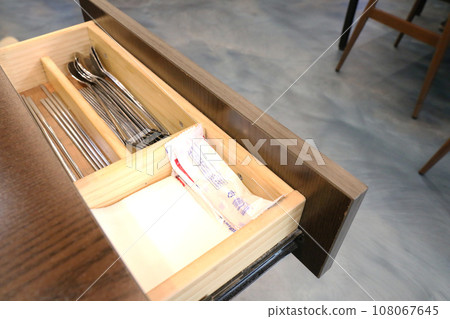 Drawers commonly found on restaurant tables (Korea) Drawers commonly found on restaurant tables (Korea) 108067645