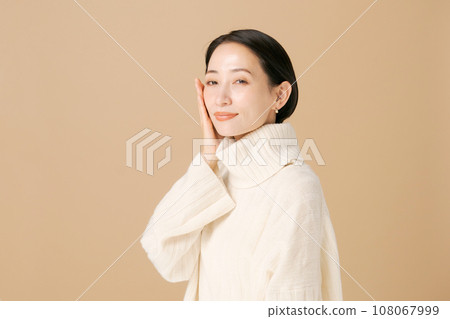 秋冬中年婦女肖像 秋冬中年婦女肖像 108067999