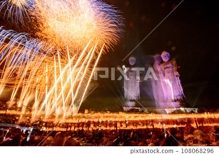 Mantokai: A chaotic photo that looks like the Ushiku Daibutsu is moving due to blurred photos Mantokai: A chaotic photo that looks like the Ushiku Daibutsu is moving due to blurred photos 108068296