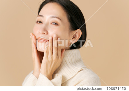 中年女性秋冬美照 中年女性秋冬美照 108071450