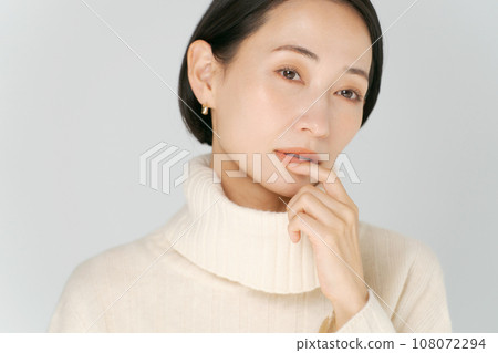 Beauty portrait of middle-aged woman 108072294