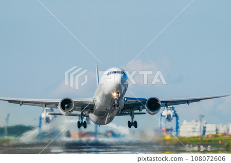 飛機起飛 飛機起飛 108072606