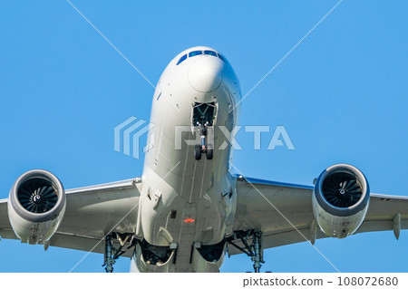 飛機起飛 108072680