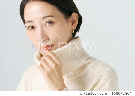 Beauty portrait of middle-aged woman 108072804
