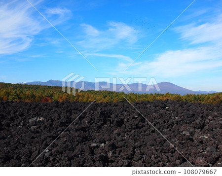 Hachimantai from the Yakehashiri lava flow Hachimantai from the Yakehashiri lava flow 108079667