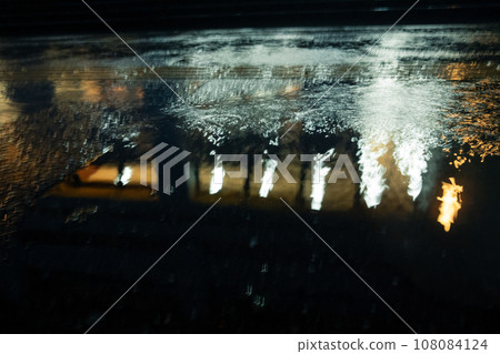 rainy night 108084124