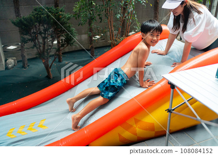 pool, pools, child 108084152