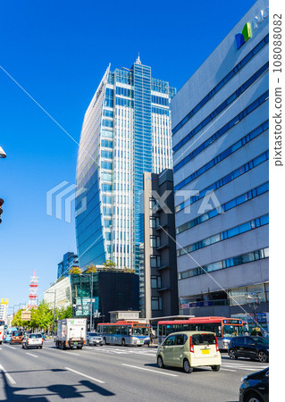 新潟市中央區萬代附近的商業建築街景 新潟市中央區萬代附近的商業建築街景 108088082