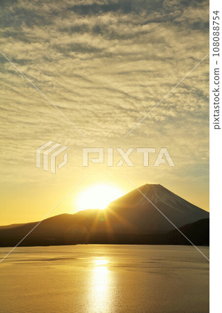 日本的黎明富士山和太陽 日本的黎明富士山和太陽 108088754