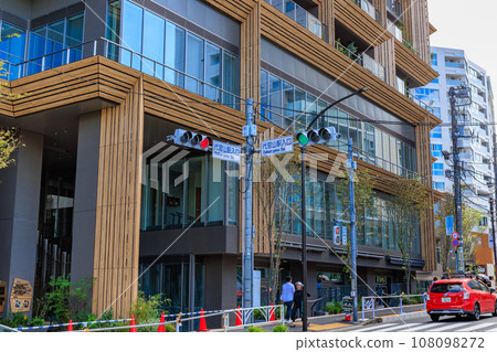 Urban landscape of Daikanyama, Shibuya-ku, Tokyo Forest Gate Daikanyama 108098272