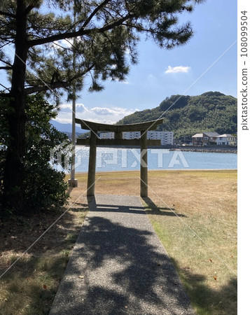 面向大海的鳥居 面向大海的鳥居 108099504