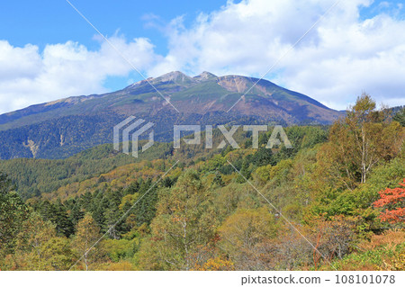 秋天從乃木峠看到的乘鞍山 秋天從乃木峠看到的乘鞍山 108101078