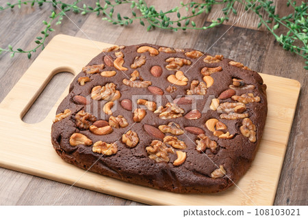 新鮮出爐的布朗尼 新鮮出爐的布朗尼 108103021