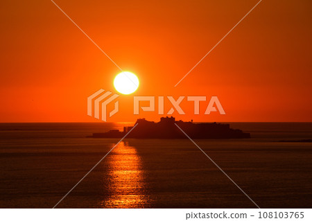 Evening view of warship island 108103765