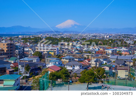 View of the cityscape to the west (Katase city, Mt. Fuji, etc.) from around Kataseyama 5-chome, Fujisawa City, Kanagawa Prefecture View of the cityscape to the west (Katase city, Mt. Fuji, etc.) from around Kataseyama 5-chome, Fujisawa City, Kanagawa Prefecture 108104973