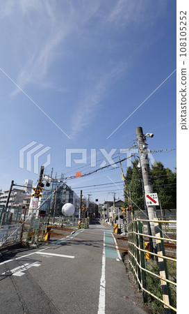 截至2023年,JR山手線僅存的平交道「中里2號平交道」(東京都北區) 截至2023年,JR山手線僅存的平交道「中里2號平交道」(東京都北區) 108105252