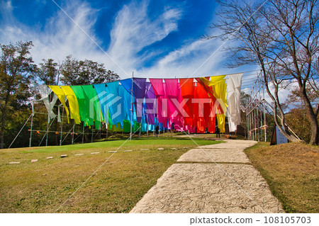 Biwako Hakodateyama with beautiful bright red kochia Biwako Hakodateyama with beautiful bright red kochia 108105703