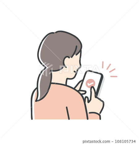 一個操作智能手機的年輕女子 108105734