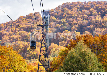 Yamagata Zao in autumn, mountains with autumn leaves and Zao Ropeway Sanroku Line, Yamagata City, Yamagata Prefecture Yamagata Zao in autumn, mountains with autumn leaves and Zao Ropeway Sanroku Line, Yamagata City, Yamagata Prefecture 108106517
