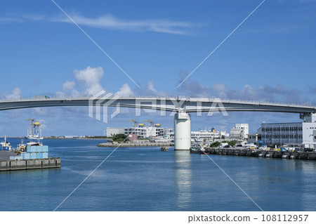 Tomari Bridge seen from Tomari Port Tomari Bridge seen from Tomari Port 108112957