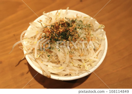 2 bags of bean sprouts with garlic chips 108114849