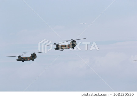 陸上自衛隊飛機 108120530