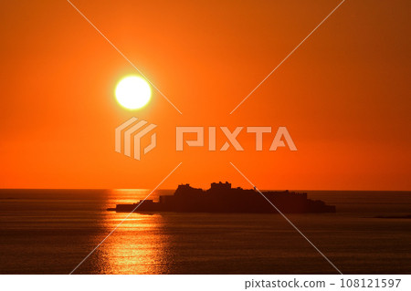 Evening view of warship island 108121597