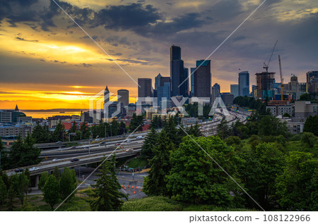 Dramatic sunset over Seattle downtown skyline 108122966