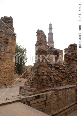 Qutub Minar Tower, Delhi, India 108123803