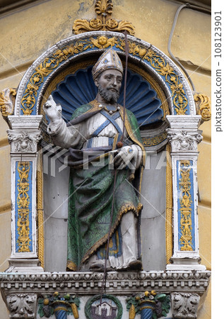 Saint Ambrose statue, Piazza Sant' Ambrogio in Florence, Italy 108123901