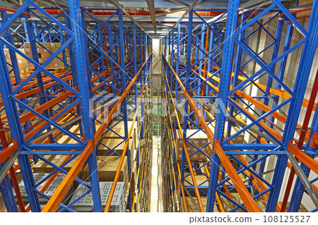 High Rack Storage Warehouse 108125527